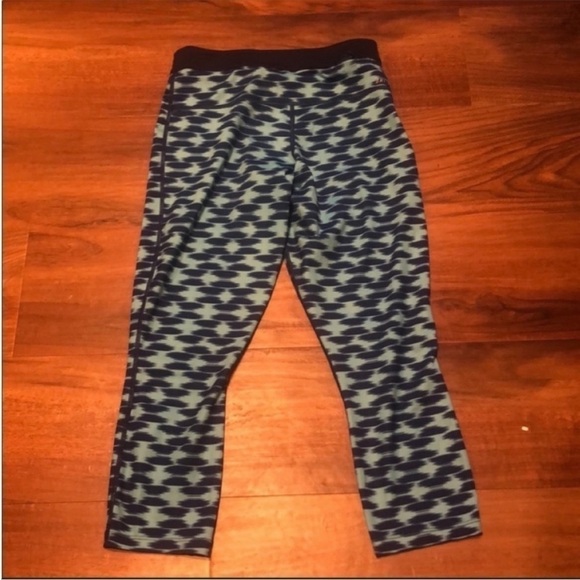 Nike Dri-Fit Size XS Running Sporty Athletic Activewear Leggings - Picture 7 of 10